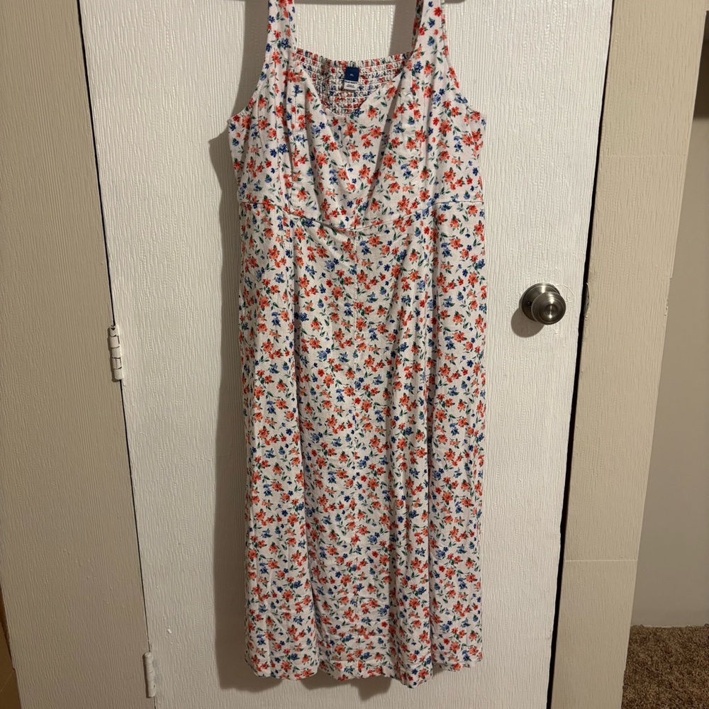 White floral print midi dress